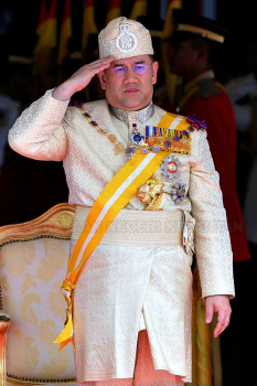 KL12 131216 AGONG