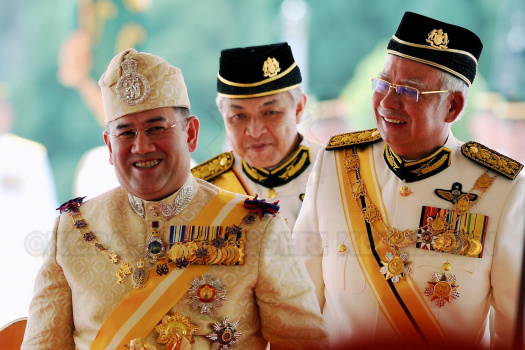 KL16 131216 AGONG