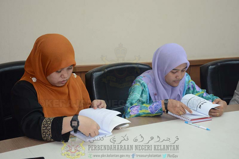 Program Inisiatif Membaca 2014 : Mari Membaca Bersama Untuk 10 Minit / Lets Read Together For 10 Minutes PKN_0190.JPG