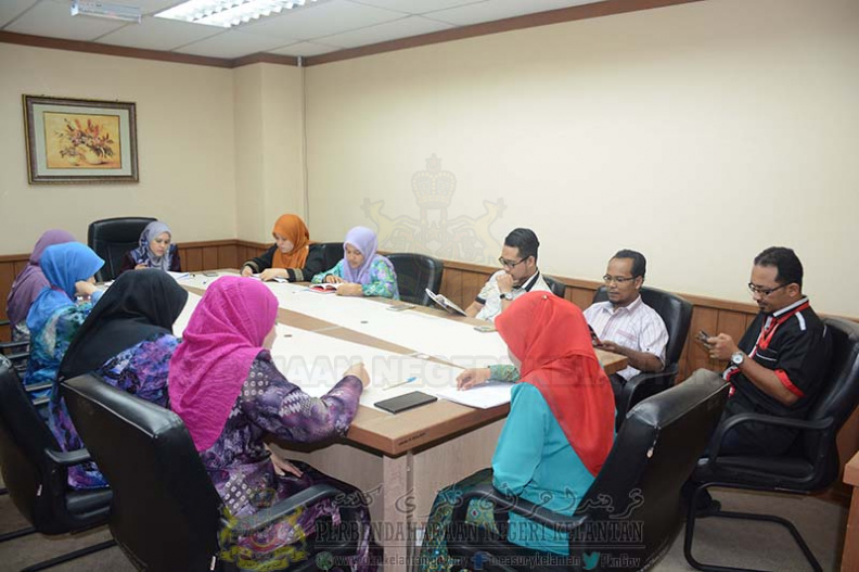 Program Inisiatif Membaca 2014 : Mari Membaca Bersama Untuk 10 Minit / Lets Read Together For 10 Minutes PKN_0206.JPG