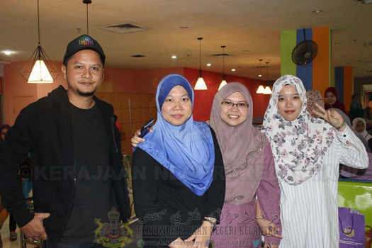 Tournament Tenpin Bowling