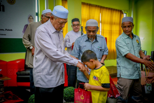 20170506 Sumbangan Baju Raya & Duit Raya Anaka Yatim Dun Pasir Pekan 2017