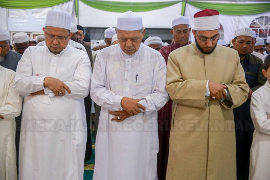 Solat Terawih di Madinah Ramadhan 1438H