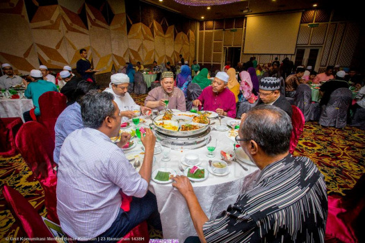 Majlis Dialog dan Iftor Bersama Pengamal Media
