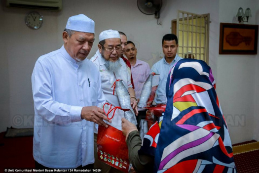 Majlis Penyampaian Sumbangan Kepada Asnaf