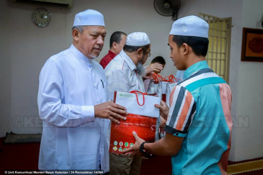 Majlis Penyampaian Sumbangan Kepada Asnaf