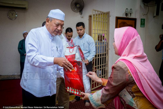 Majlis Penyampaian Sumbangan Kepada Asnaf