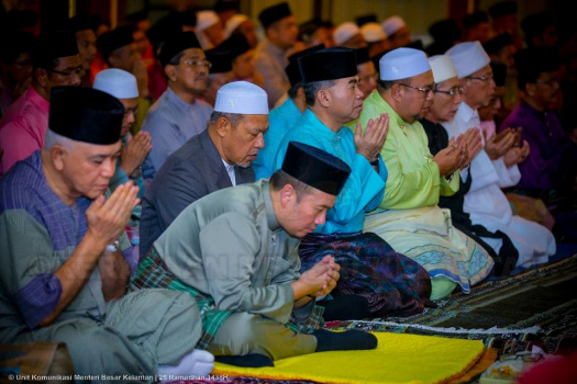 Majlis Berbuka Puasa di Istana Balai Besar