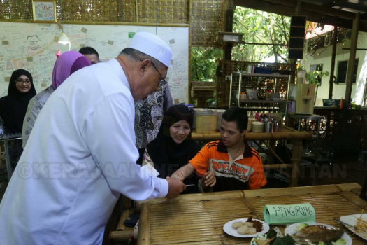 Majlis Ramah Mesra Majlis Persefahaman Pertubuhan OKU Kelantan (MPPOK) Bersama Pimpinan Kerajaan Negeri