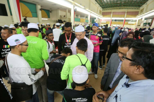 Slot Momen Menteri Besar Bersama Sukarelawan Ijtimak