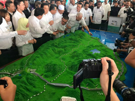 Majlis Pecah Tanah Projek Rel Laluan Pantai Timur (ECRL)