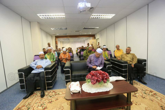 Program Pemukiman Menteri dan Kepimpinan Kerajaan Negeri di Jajahan Pasir Mas