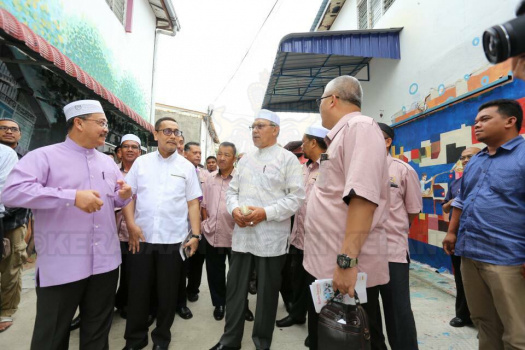 Laman Mural Kawasan Bebas Cukai Pengkalan Kubur