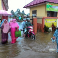 Lawatan Pengarah YIK ke Sekolah Yang Terjejas Akibat Banjir