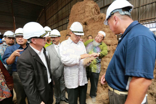 Program Pemukiman Menteri Besar dan Kepimpinan Kerajaan Negeri di Jajahan Gua Musang 