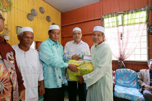 Program Pemukiman Menteri Besar dan Kepimpinan Kerajaan Negeri di Jajahan Gua Musang 