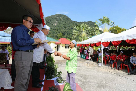 Program Pemukiman Menteri Besar dan Kepimpinan Kerajaan Negeri di Jajahan Gua Musang 