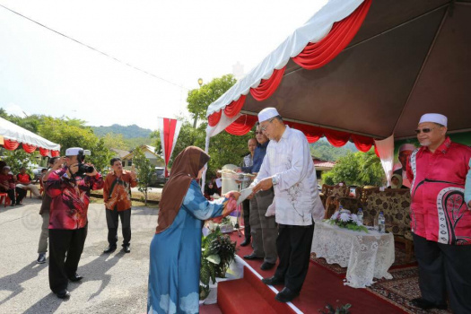Program Pemukiman Menteri Besar dan Kepimpinan Kerajaan Negeri di Jajahan Gua Musang 