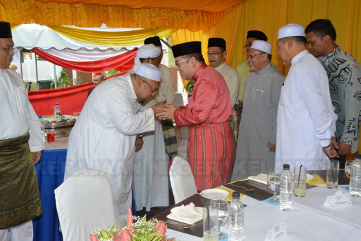 Solat Jumaat dan Jamuan Rakyat Sempena Hari Keputeraan 