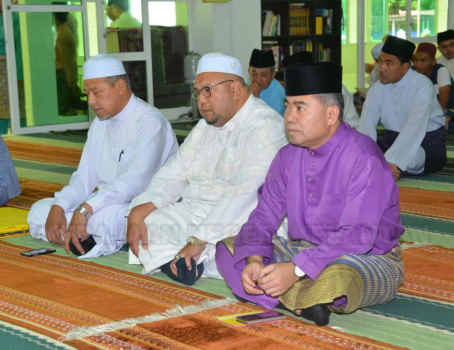 Solat Jumaat dan Jamuan Rakyat Sempena Hari Keputeraan 