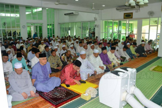 Solat Jumaat dan Jamuan Rakyat Sempena Hari Keputeraan 