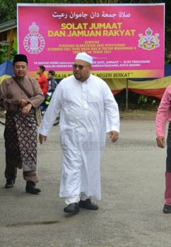 Solat Jumaat dan Jamuan Rakyat Sempena Hari Keputeraan 