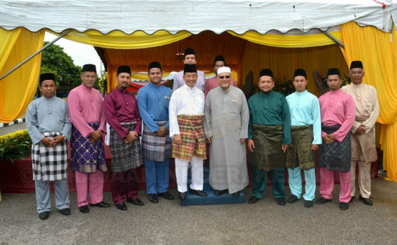 Solat Jumaat dan Jamuan Rakyat Sempena Hari Keputeraan 