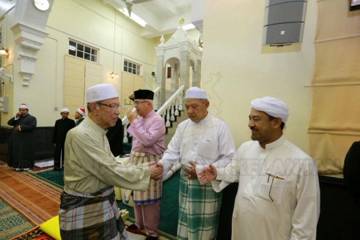 Majlis Solat Hajat dan Bacaan Doa Selamat Sempena Sambutan Ulang Tahun Keputeraan Sultan Muhammad V Ke-48