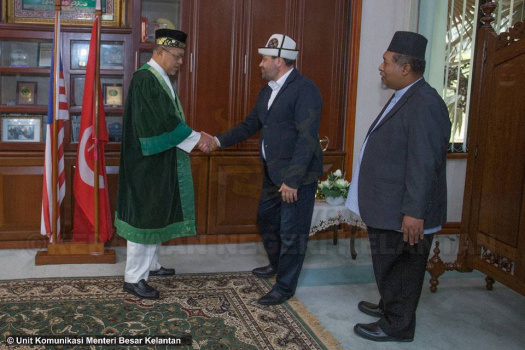  Penyerahan Khas Graduasi Tahfiz YIK