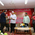 Majlis Penyerahan Surat Hakmilik Tanah kepada Peneroka-Peneroka Felda Kemahang 2&3
