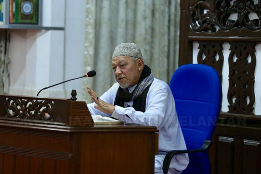 20180115 Kuliah Tafsir Mingguan Menteri Besar di Masjid Alor Pasir 
