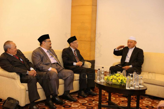 20180117 Majlis Menandatangani Perjanjian Usahasama Antara Yayasan Islam Kelantan (YIK) dan Yayasan Dunia Melayu Dunia Islam (YDMDI)
