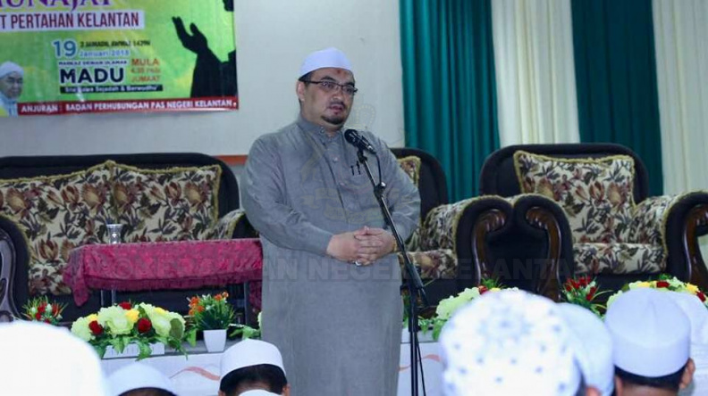 Munajat Bangkit Pertahan Kelantan bermula jam 4.30 pagi di MADU dan berakhir dengan pelancaran munajat ke seluruh kawasan, Dun dan ke setiap cawangan telah disempurnakan oleh YAB Ustaz Dato' Bentara Kanan Pesuruhjaya PAS Kelantan. Sebelum ini pihak Dewan Ulamak PAS Negeri Kelantan telah melaksanakan dua siri munajat mempertahankan Kelantan di bawah PAS ke seluruh Dun. YAB Ustaz Dato' Bentara Kanan menegaskan semasa amanat beliau tadi agar dipertingkatkan lagi usaha munajat ini sebagai kekuatan utama ahli-ahli PAS bagi meraih kemenangan selesa di Kelantan pada Pilihan Raya Umum ke-14. 6.jpg