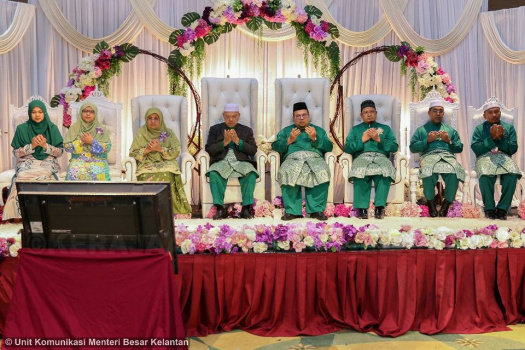 Majlis Raikan Cinta dan Penyampaian Cek Perdana Skim Gerbang Az-Ziwaj