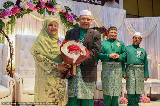 Majlis Raikan Cinta dan Penyampaian Cek Perdana Skim Gerbang Az-Ziwaj