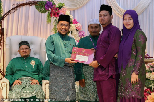 Majlis Raikan Cinta dan Penyampaian Cek Perdana Skim Gerbang Az-Ziwaj