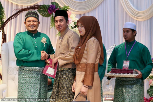 Majlis Raikan Cinta dan Penyampaian Cek Perdana Skim Gerbang Az-Ziwaj