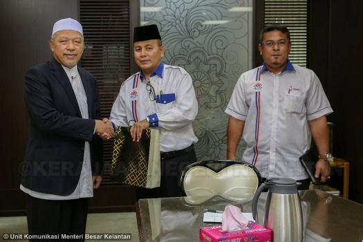 Kunjungan Hormat Pengurus Besar FELCRA