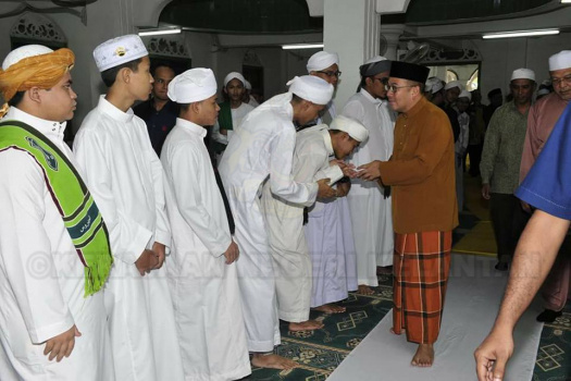 Majlis Pengurniaan Bantuan