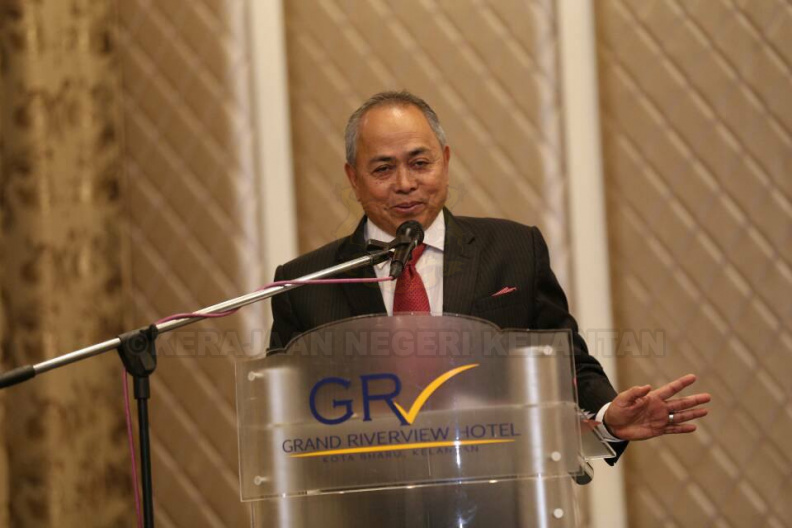 YAB Ustaz Dato' Bentara Kanan Menteri Besar Kelantan hadir menyampaikan amanat serta ucapan perasmian Mesyuarat Agung Persatuan Pegawai Tadbir Negeri Kelantan Kali Ke-67 di Hotel Grand Riverview. Turut hadir YB Dato' Setiausaha Kerajaan Negeri, YB Dato' Pegawai Kewangan Negeri, Dato' Tengku Kaya Perkasa Timb. Setiausaha (Pembangunan), Dato' YDP MPKB-BRI yang juga Presiden Persatuan PTN dan beberapa pimpinan lain. 3.jpg