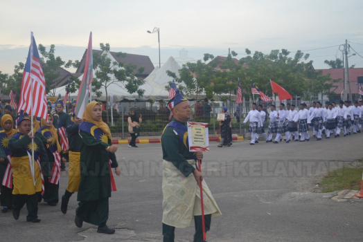 Perbarisan Sempena Sambutan Hari Kebangsaan Ke-62