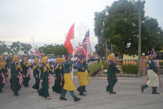 Perbarisan Sempena Sambutan Hari Kebangsaan Ke-62