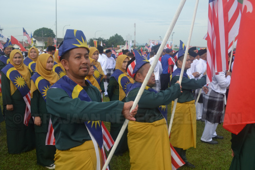 Perbarisan Sempena Sambutan Hari Kebangsaan Ke-62