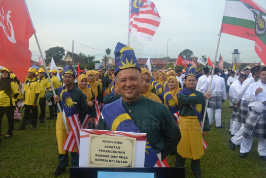 Perbarisan Sempena Sambutan Hari Kebangsaan Ke-62