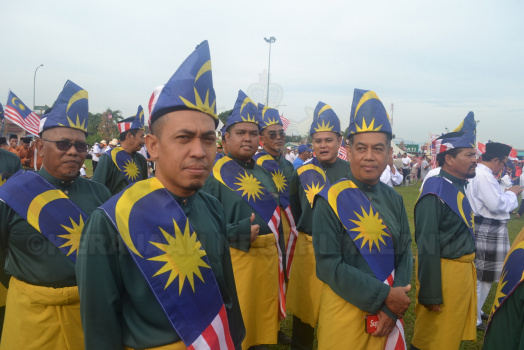 Perbarisan Sempena Sambutan Hari Kebangsaan Ke-62