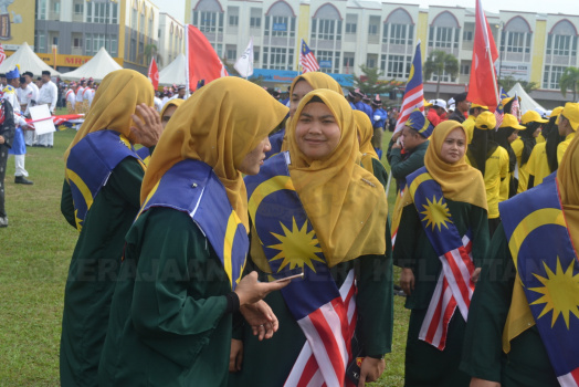 Perbarisan Sempena Sambutan Hari Kebangsaan Ke-62