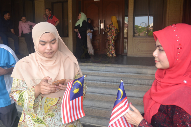 Perhimpunan Kakitangan PLANMalaysia@Kelantan telah diadakan pada 22 Ogos 2019 bertemakan Hari Kebangsaan Ke-62. DSC_0010.JPG