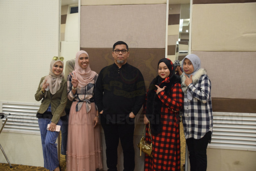 Majlis Sanjungan Budi Sejambak Kasih En Kamaruzaman