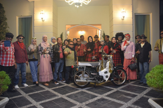 Majlis Sanjungan Budi Sejambak Kasih En Kamaruzaman