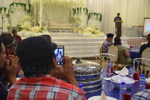 Majlis Sanjungan Budi Sejambak Kasih En Kamaruzaman